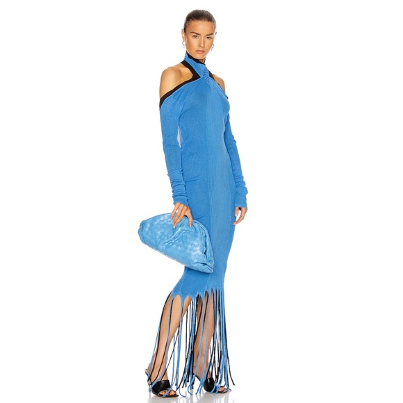 4️⃣0️⃣0️⃣0️⃣ Bottega Veneta Blue Intrecciato Large Pouch - Picture 13 of 14